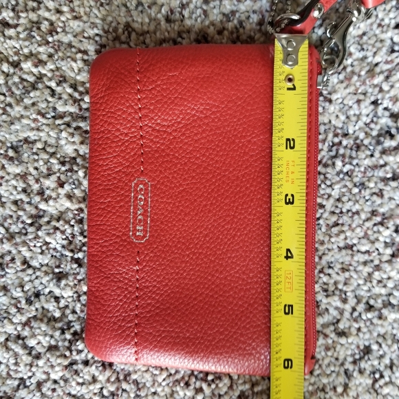 Coach wristlet coin pouch orange - Picture 2 of 6